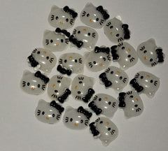 Charms-Mini Kitty Head (5 COLORS)
